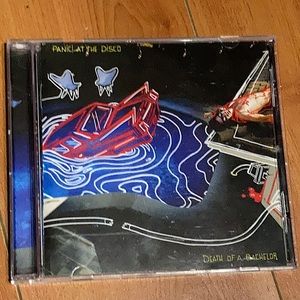 Panic! At The Disco: Death of a Bachelor CD never used‼️